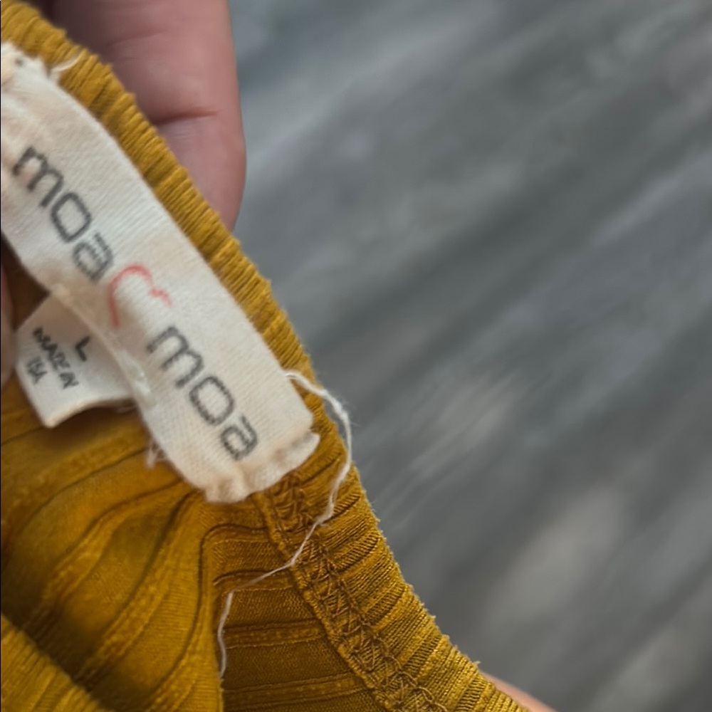 Yellow Ruched Tank Top - Picture 3 of 3